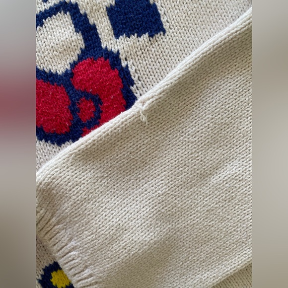 Hello Kitty USA Knit Sweater Casual Hello Kitty Graphic Women’s XL Heavy Wear - Picture 6 of 9